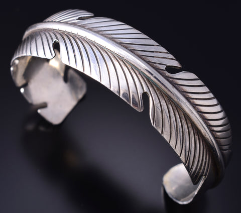 Vintage Silver Navajo Handstamped Eagle Feather Bracelet - Douglas Etsitty 6A03T