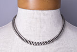 36 inch - Navajo Pearls Silver Beads 4mm 6J31U