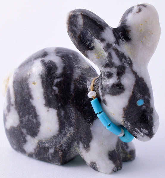 White and Black Marble Zuni Fetish - Rabbit by Alvert Lamy 5L09F