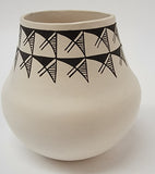 Traditional Acoma Pottery by Valdo 3L11J