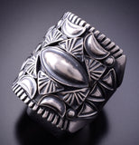 Size 11-1/2 Silver Navajo Handmade Ring by Derrick Gordon 4A04T