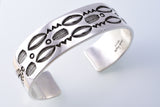 Silver Navajo Handmade Eagle Feathers Bracelet by Erick Begay 3H21J