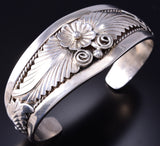 Vintage Silver Navajo Handmade Eagle Feathers Bracelet by R. Bahe 6A21S