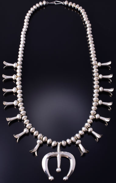 31" Silver Navajo Handmade Squash Blossom Necklace 5H21V