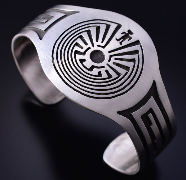Silver Hopi Handmade Man in the Maze Bracelet 5F04U