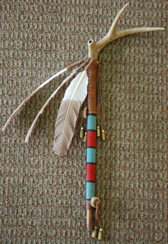 Beaded Antler & Feather Peace Pipe Wall Art NJ02S
