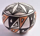 Traditional Acoma Seed Pot by D. Victorino 1K17M
