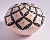 Acoma Pueblo Seed Pot by Yolanda Truijillo 1K17E
