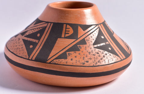 Hopi Pottery by Alta Yesslith 1K16U